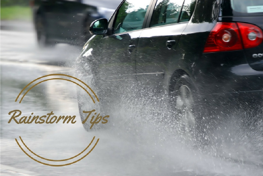 How to Navigate Your Car Through a Heavy Rainstorm How to Navigate Your Car Through a Heavy Rainstorm