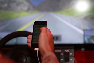 Driving while distracted distracted driving